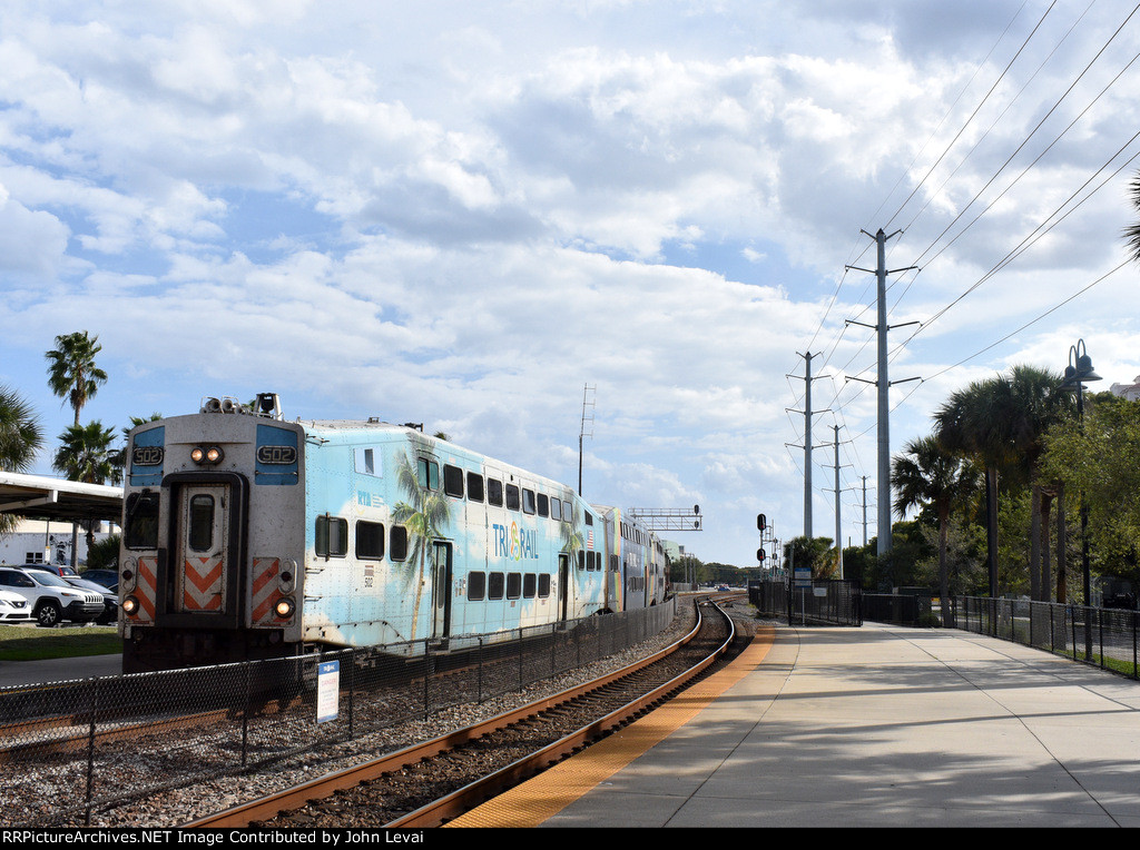 Tri-Rail Train # P676 at WPB Depot with a Bombardier set and GP49PH-3 # 815